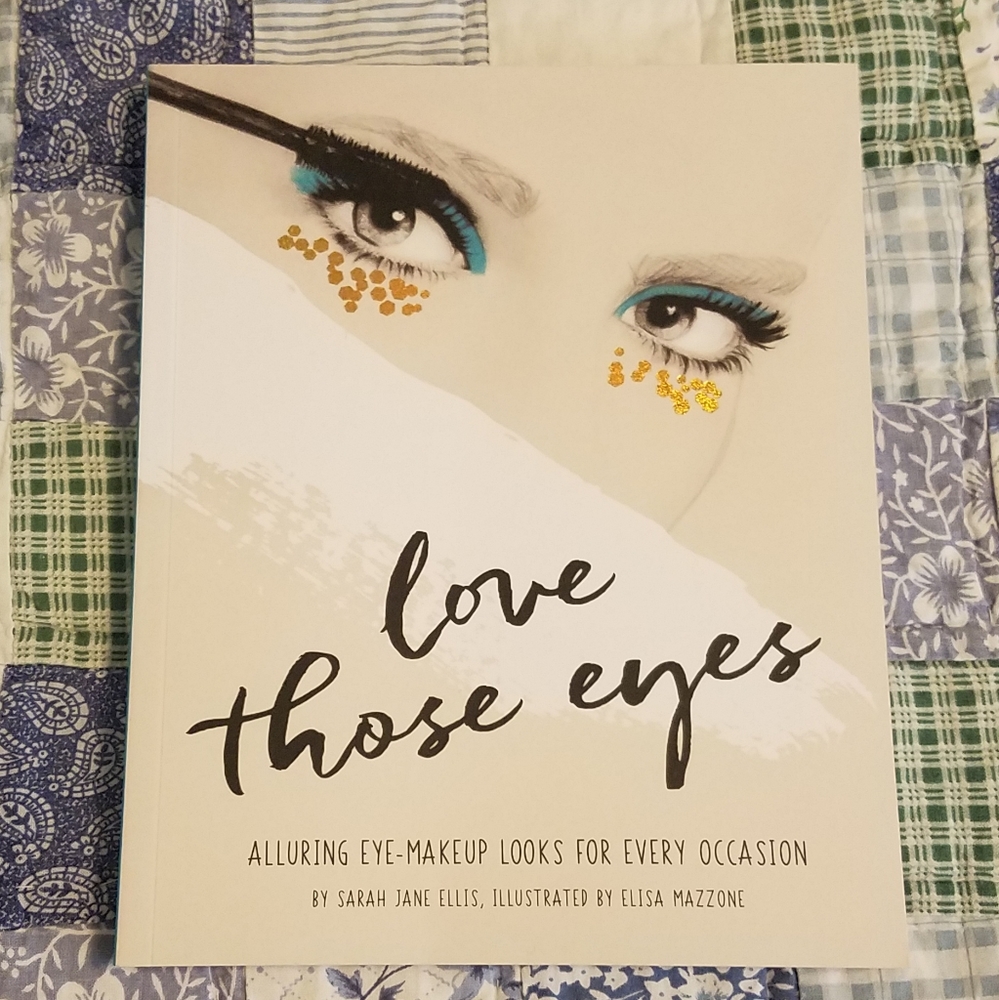 Love Those Eyes Eye-Makeup Book